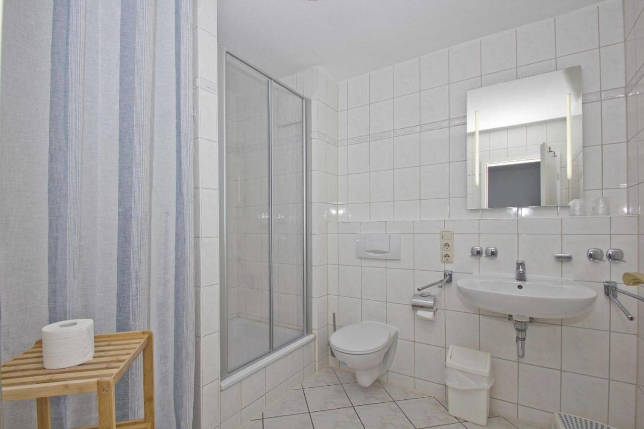 Ferienwohnung Mit Balkon, Gratis Nutzung Vom Ahoi Erlebnisbad Und Sauna In Sellin - Haus Strandeck Fewo 19 괴렌 외부 사진